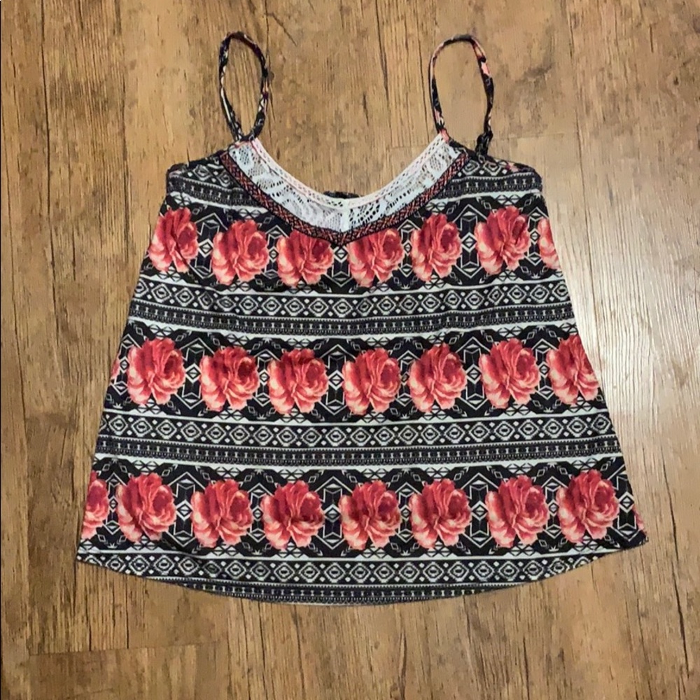 Float rose decorated shirt